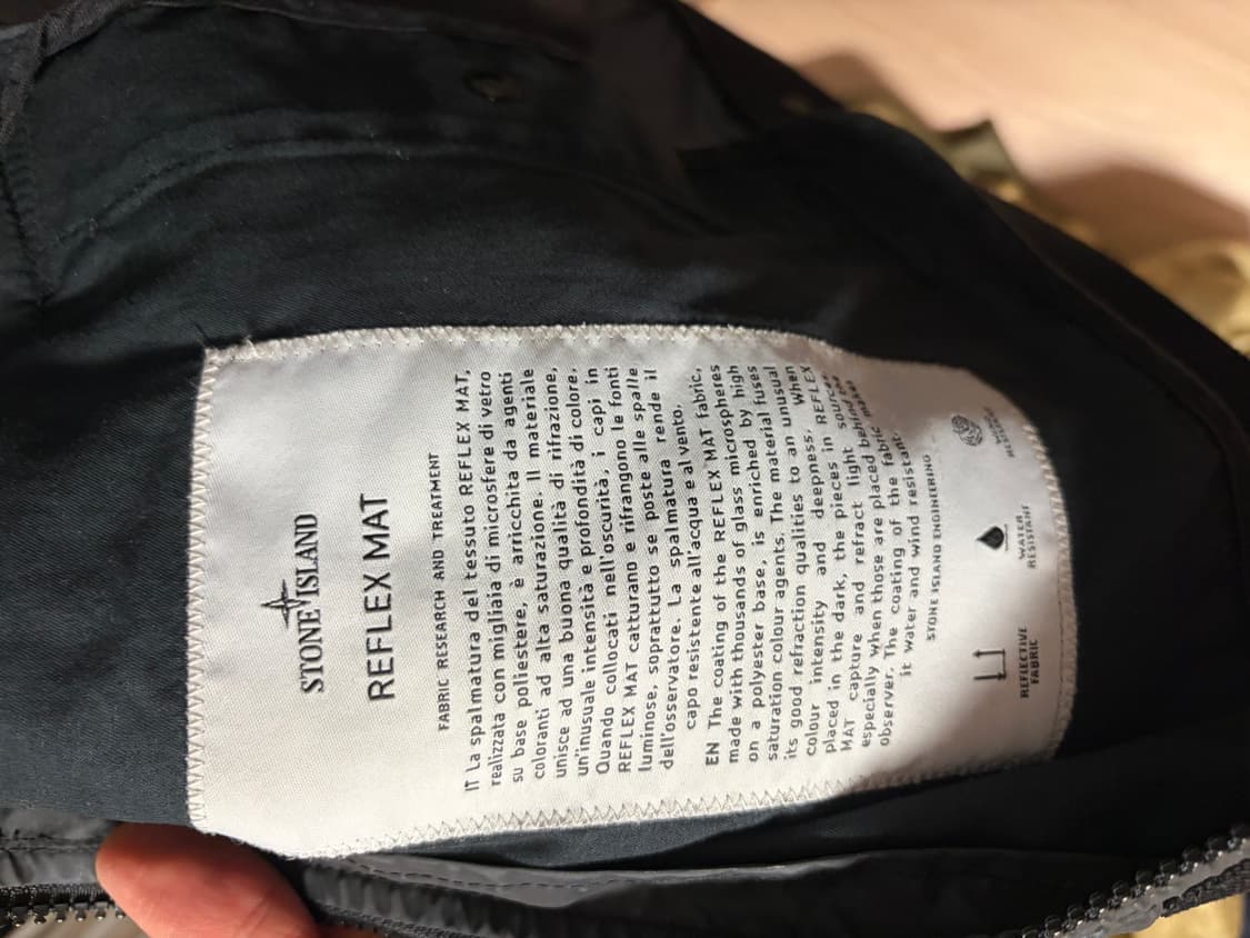 스톤아일랜드 리플렉스 매트 자켓 상품이미지3