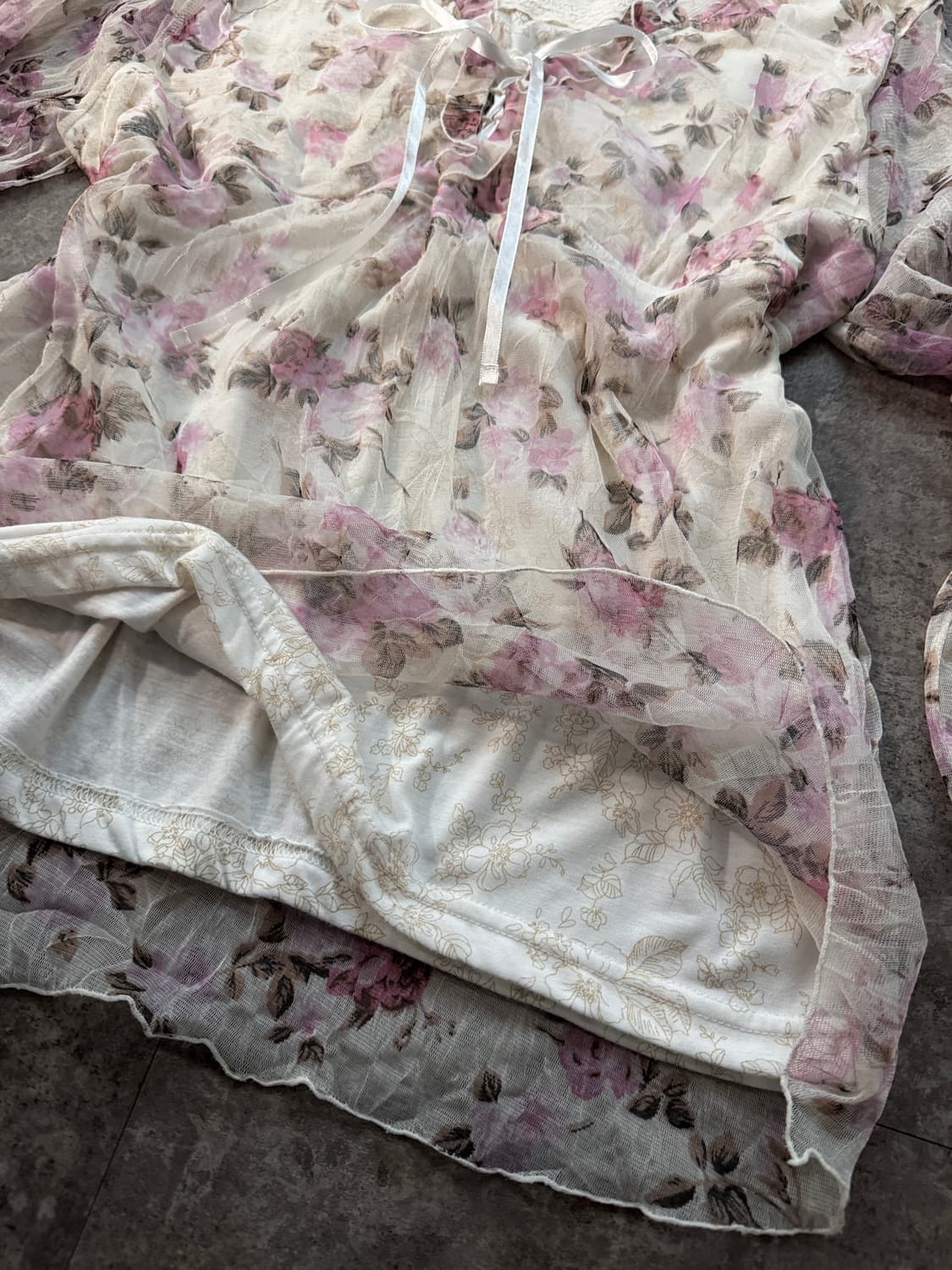 아일렛  플라워 패턴 레이어드 블라우스 상품이미지6