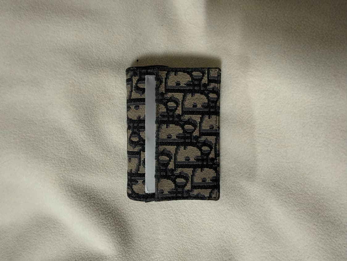 디올 오블리크 블룸카드지갑 상태 좋아요 팔아용 상품이미지3