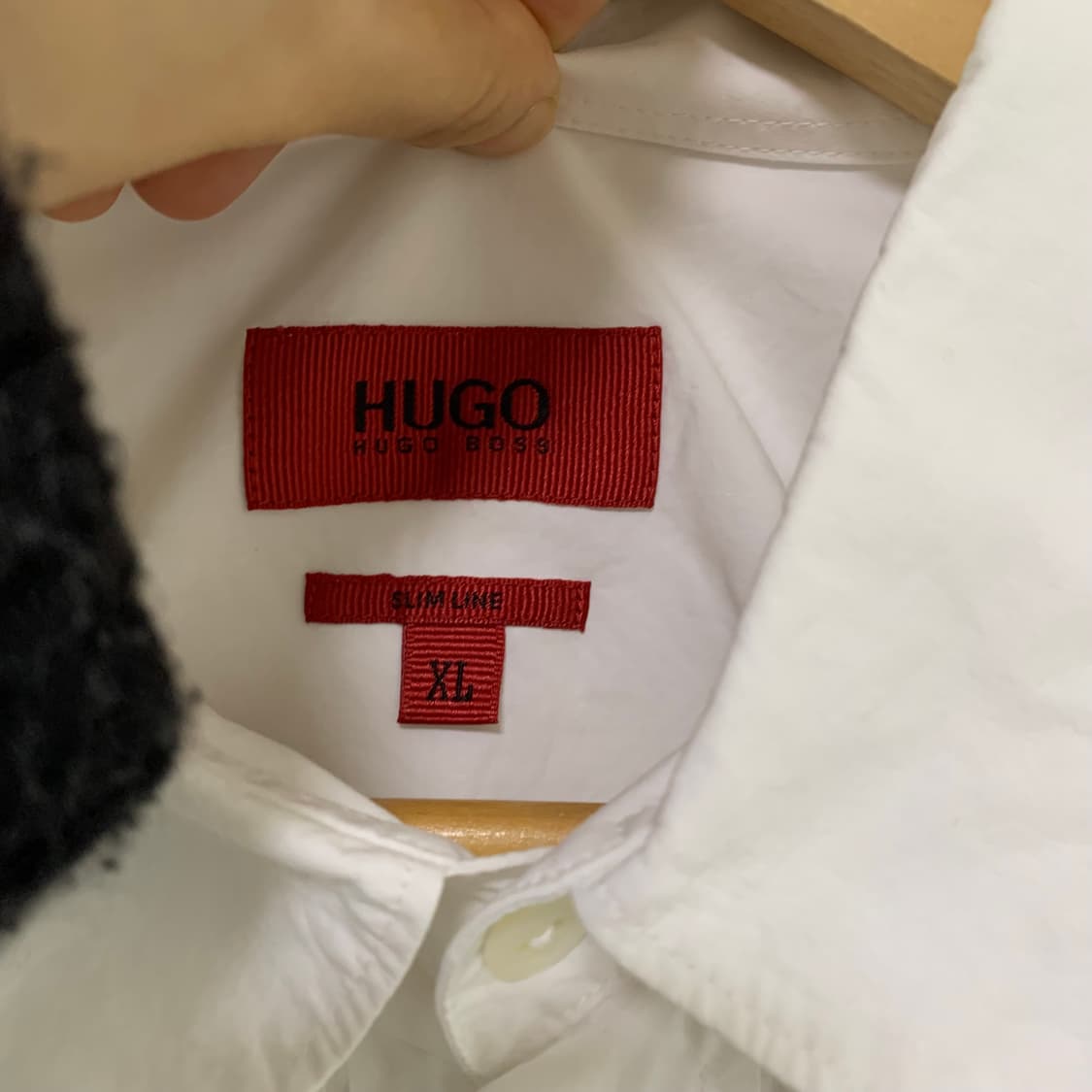 휴고보스 화이트 빈티지 디테일 셔츠 슬림 라인 XL 상품이미지3