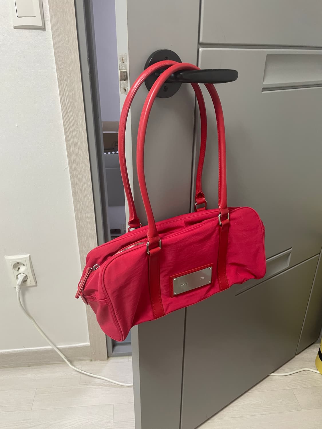 마뗑킴 레드 스포티 토트백 상품이미지1