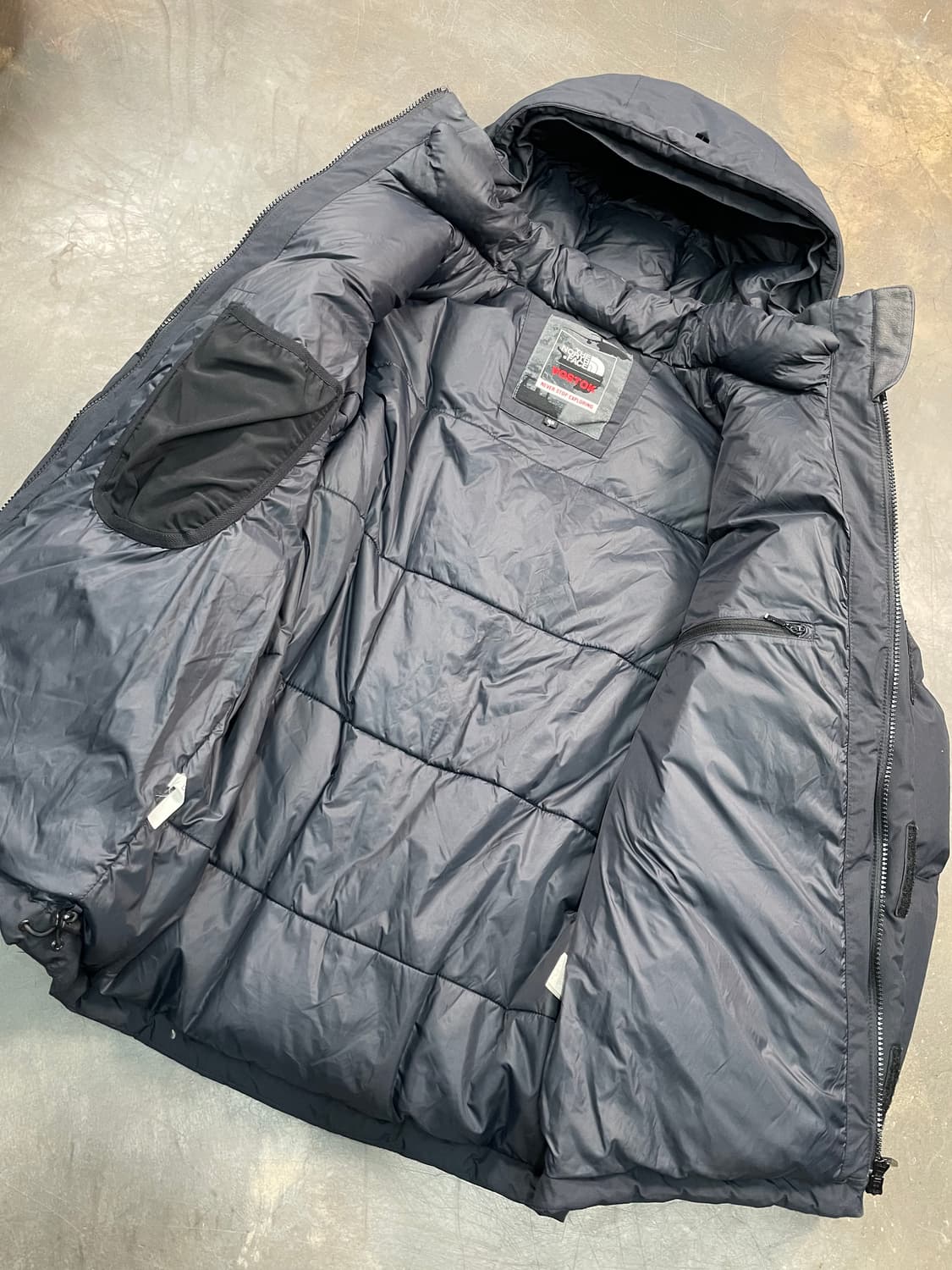 노스페이스 드라이벤트 보스토크 패딩 상품이미지4