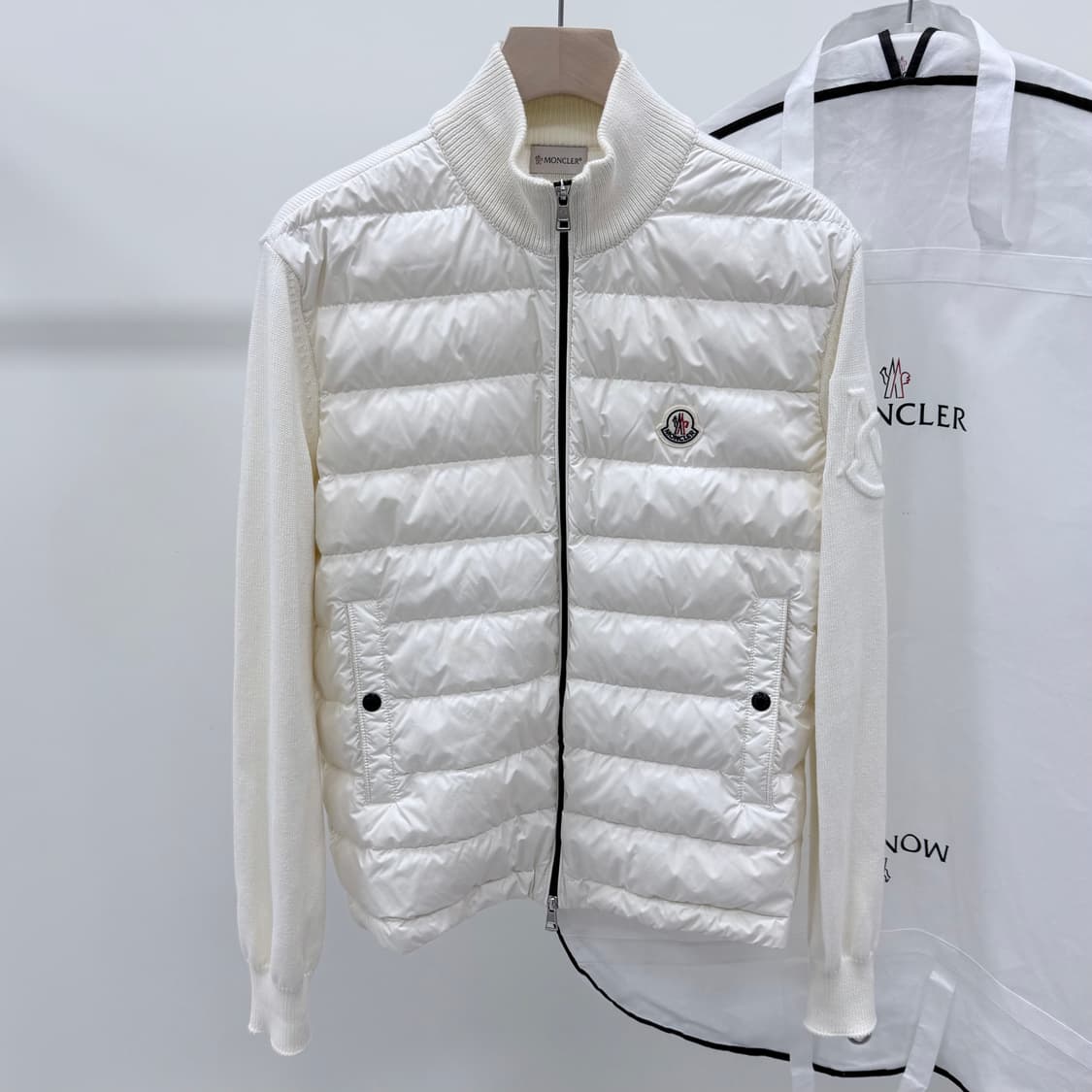 [S급/M] 몽클레어 트리콧 니트패딩 아이보리 상품이미지1