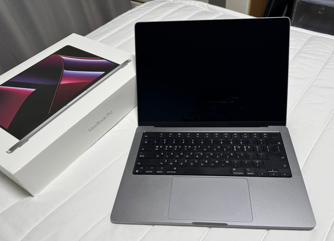 맥북프로 14 m2 max 32GB 1TB 상품이미지2