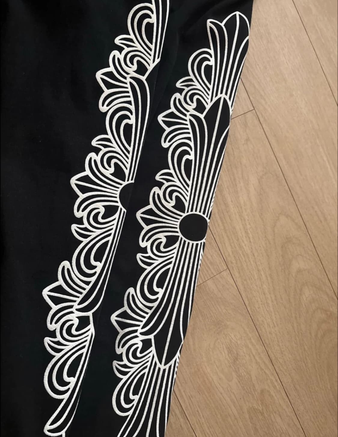 크롬하츠 홀스슈 플로랄 롱슬리브 L사이즈 상품이미지3