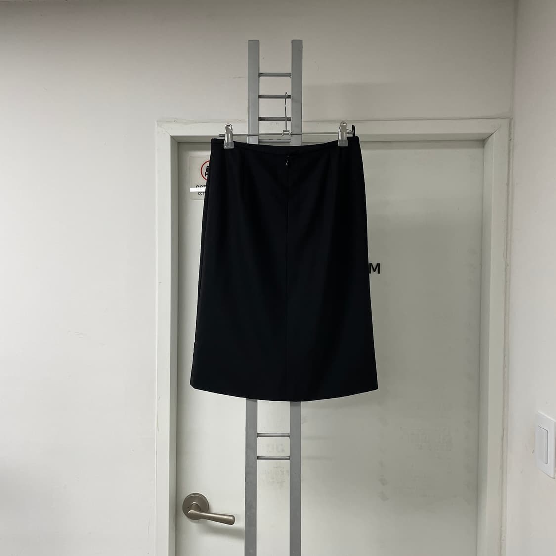 베르사체 블랙 스커트 40 상품이미지4