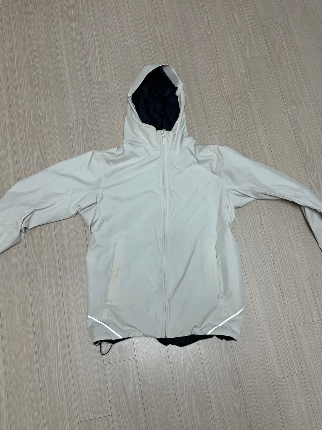 아크테릭스 솔라노 후디 코쿤 상품이미지2