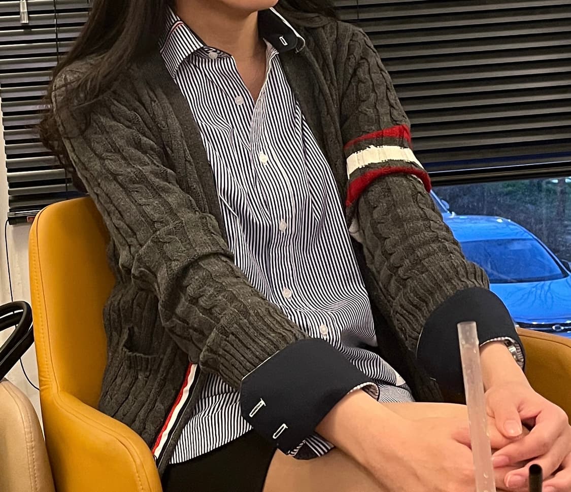 톰브라운 4선 니트 가디건 상품이미지2