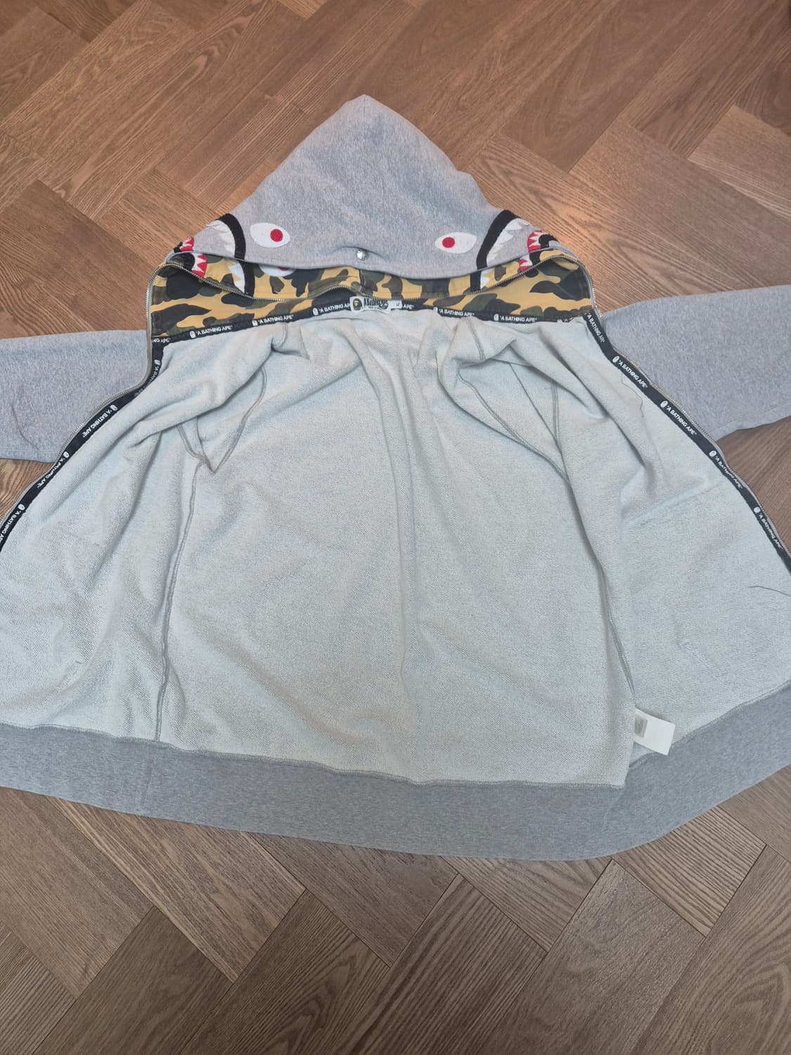 베이프 투헤드 샤크 후드 상품이미지2