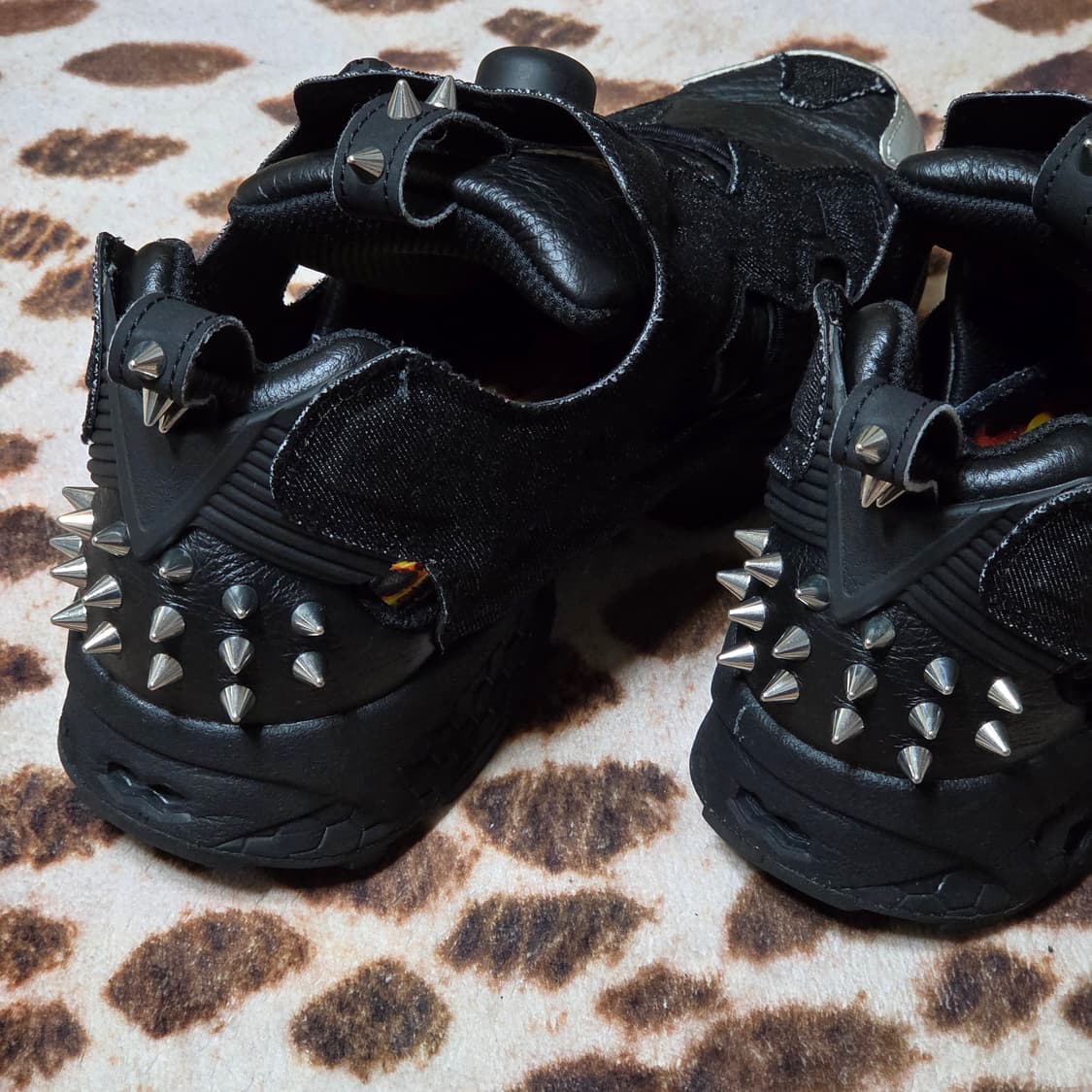 리복 인스타펌프 퓨리 할로윈 스터드 상품이미지1