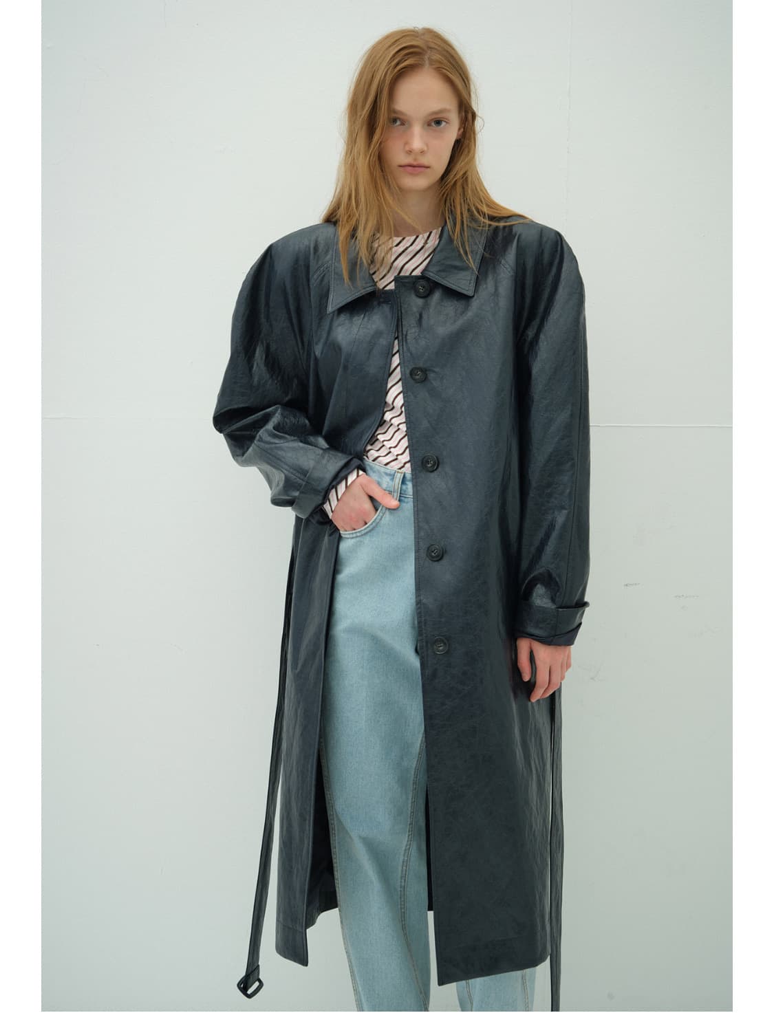 오버듀플레어 LEATHER LONG TRENCH COAT_NAVY 상품이미지2