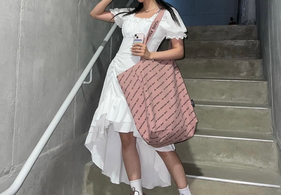 더미스테리어스호텔 풀로고 에코 백 상품이미지1