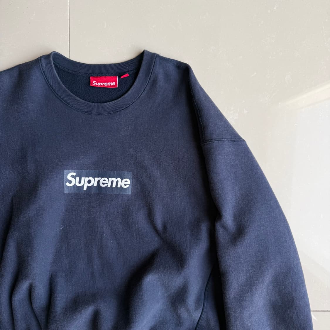 [L] 슈프림 25ss 워시드 박스로고 크루넥 네이비 상품이미지2