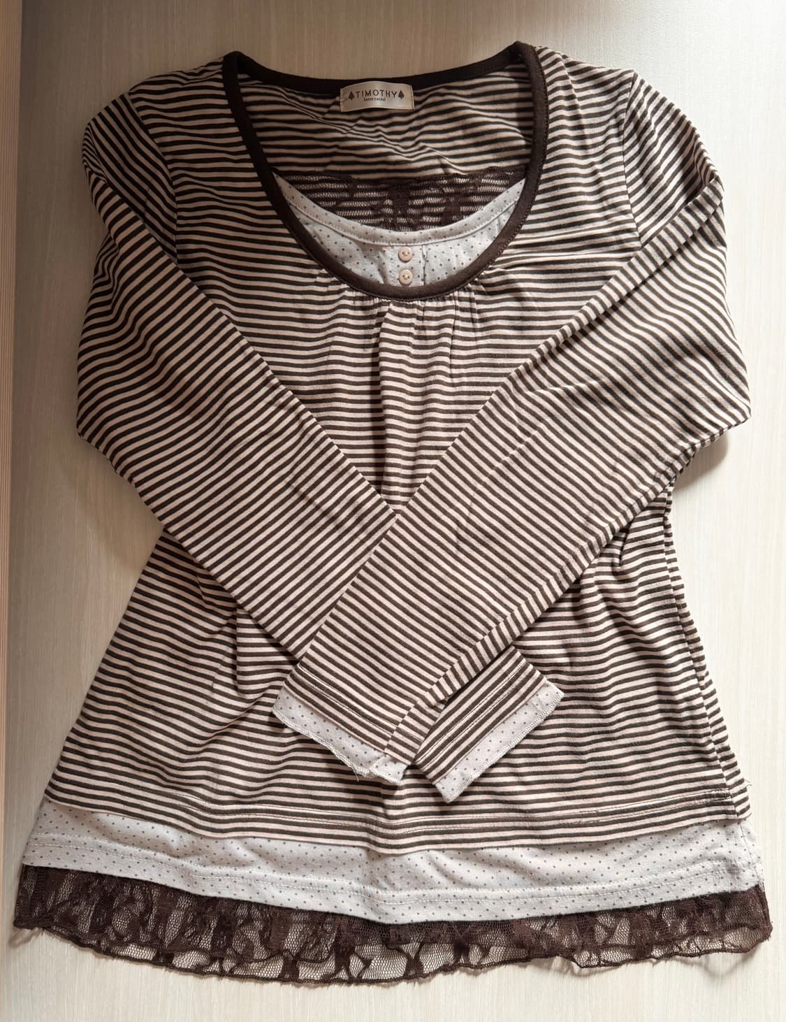 모카 브라운 도트 레이스 단추 스트라이프 레이어드 슬리브 모리걸 티셔츠 상품이미지1