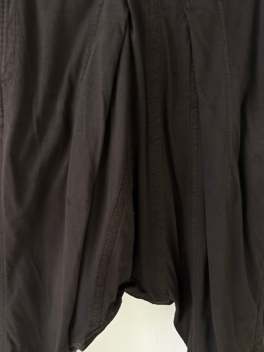 율리우스 드레이핑 사루엘 팬츠  상품이미지3