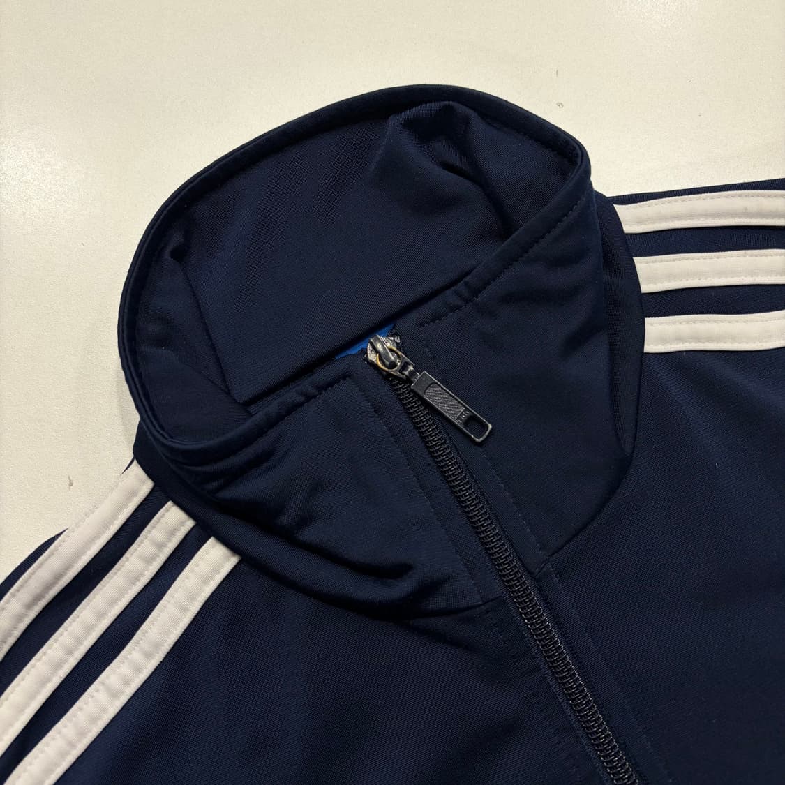 [100] 12s 아디다스 파이어버드 네이비 삼선 트랙탑 B823 상품이미지4