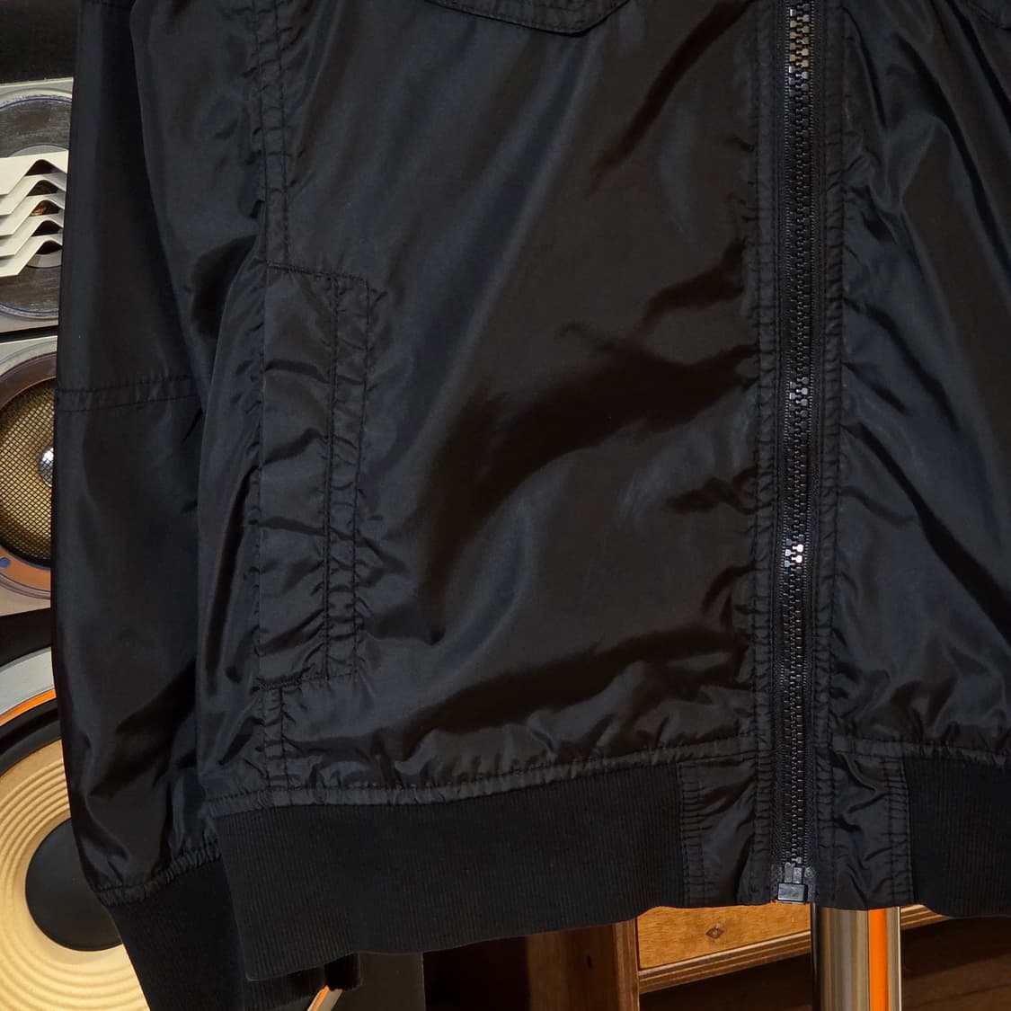 버커루 블랙 바람막이 블루종 자켓 상품이미지4