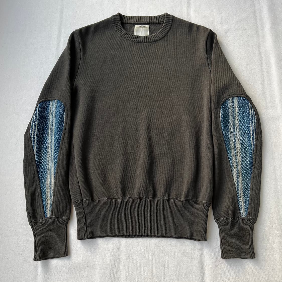 비즈빔 엘보 패치 니크 크루넥 상품이미지1