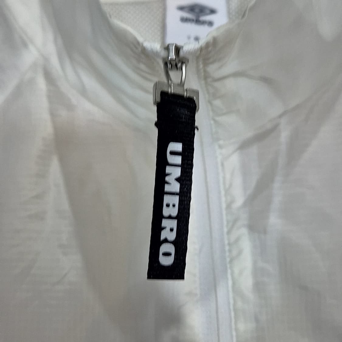 엄브로 플라이트 립스탑 경량 아노락 상품이미지5