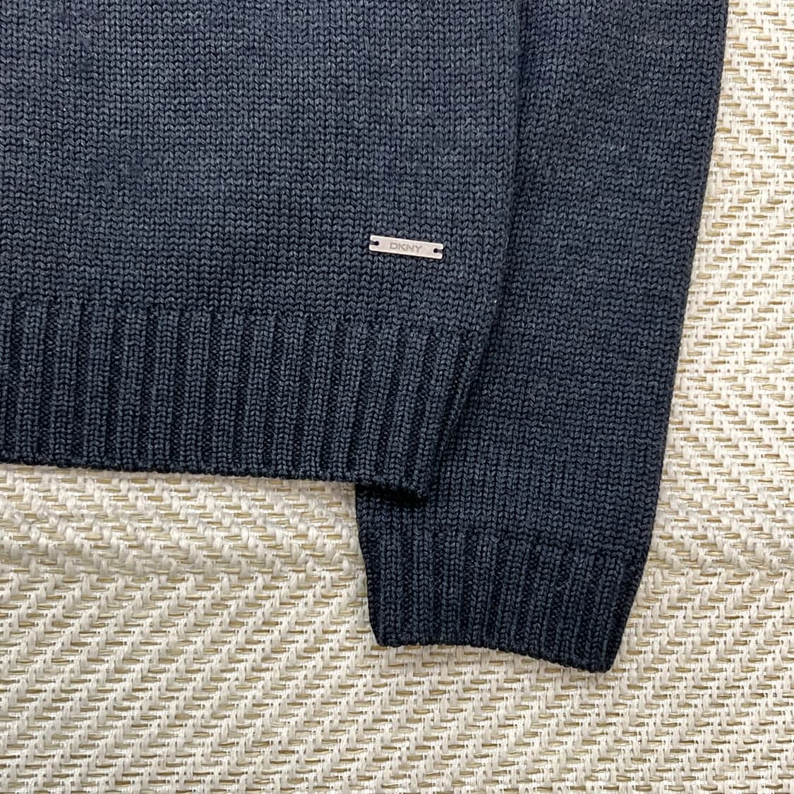 DKNY 라운드넥 니트 r2351 상품이미지5