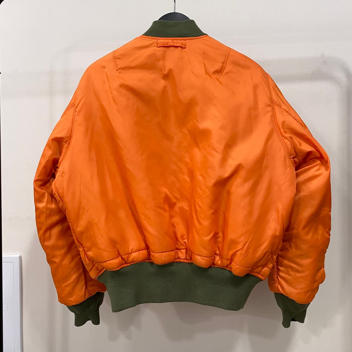 알파인더스트리 MA-1 플라이트 자켓 세이지그린 상품이미지4