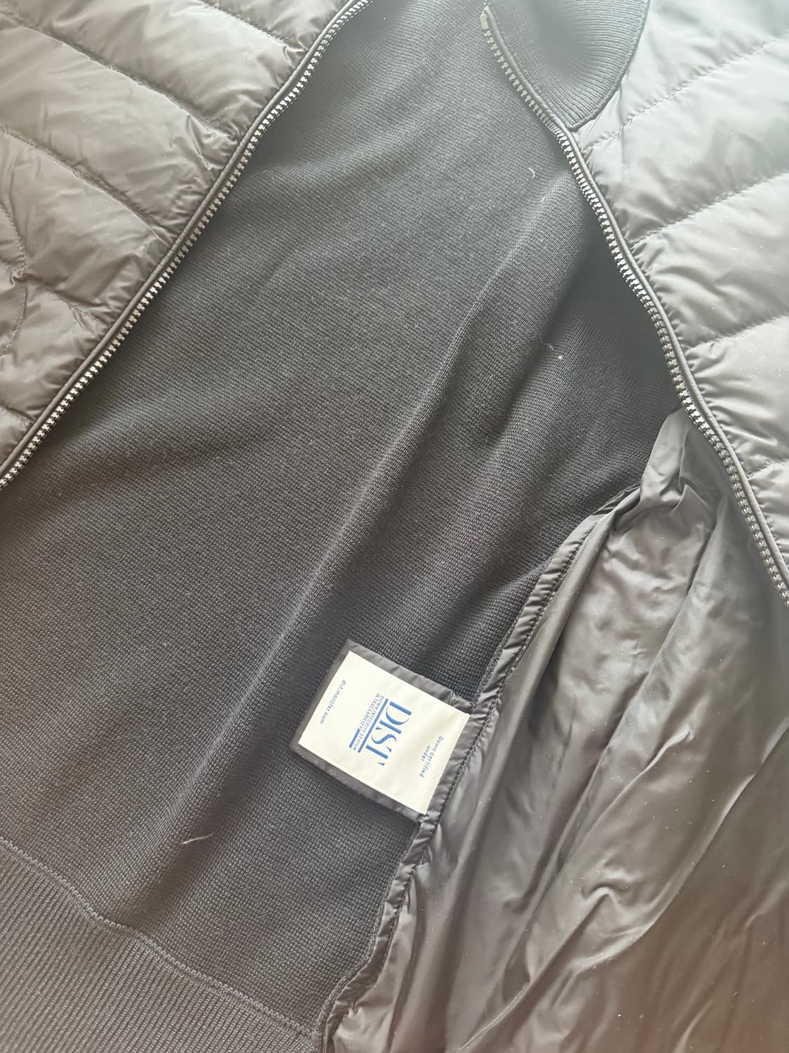 몽클레어 김현우 니트패딩 25ss 블랙 XL 상품이미지3