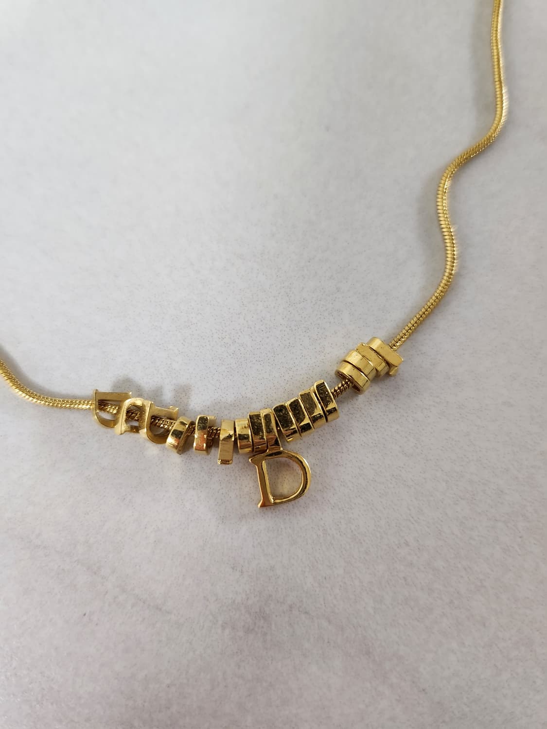 디올 D 골드 빈티지 목걸이 상품이미지1