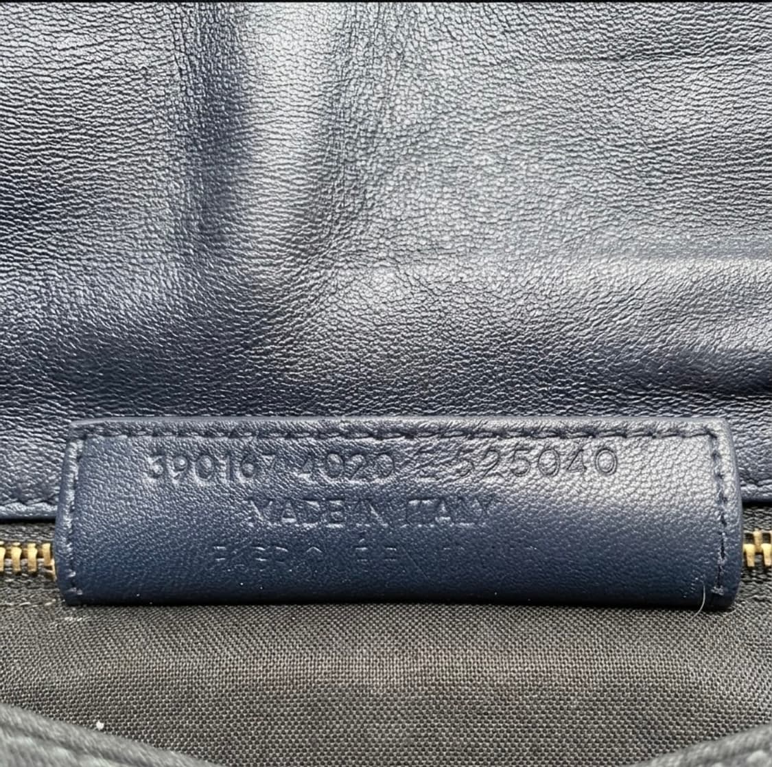 [정품] 발렌시아가 메탈릭 엣지 엔벨롭 클러치 (네이비) 390167 상품이미지5