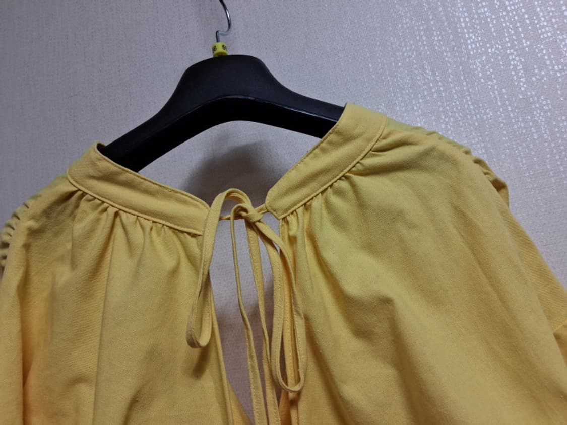 일본수입 옐로우 루즈핏 백오픈 스트링 롱원피스 표기 프리사이즈
 상품이미지6