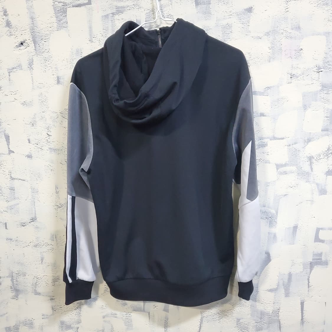 뉴발란스 블랙 배색 반집업 후드티  상품이미지2