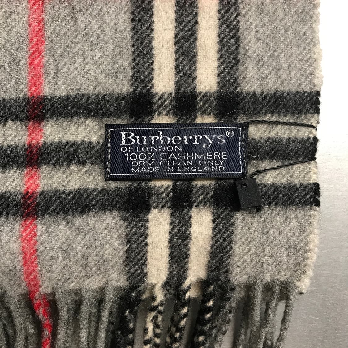 버버리 정품 캐시미어 머플러 그레이 상품이미지4