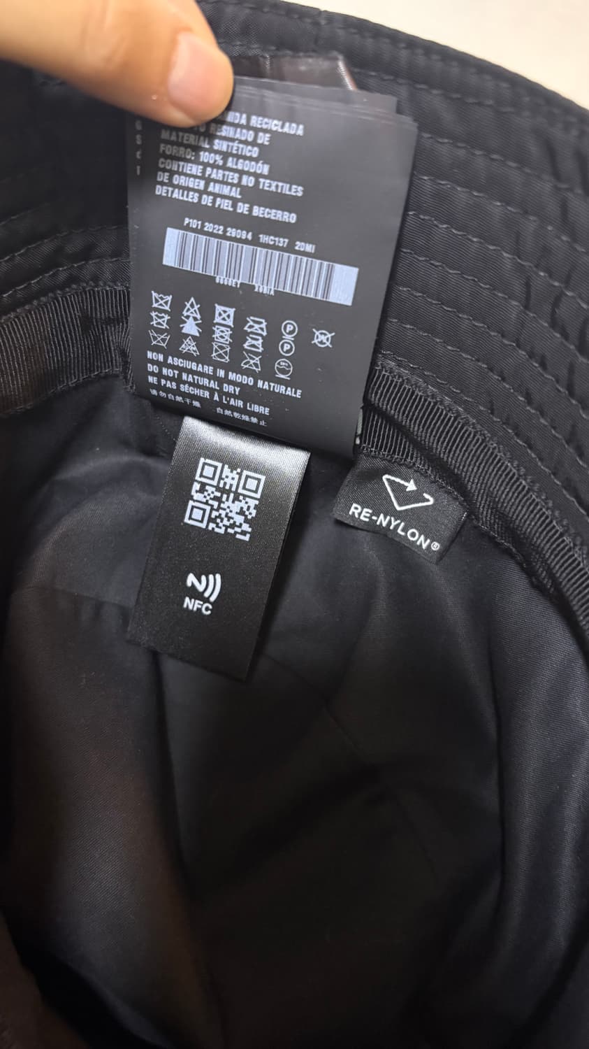 프라다 버킷햇 상품이미지3