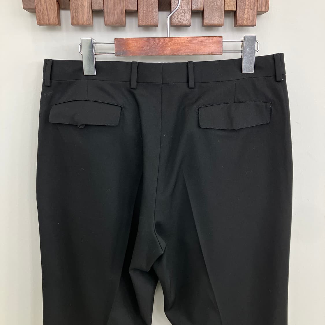 디올 옴므 노턱 블랙 원모 슬랙스 상품이미지3