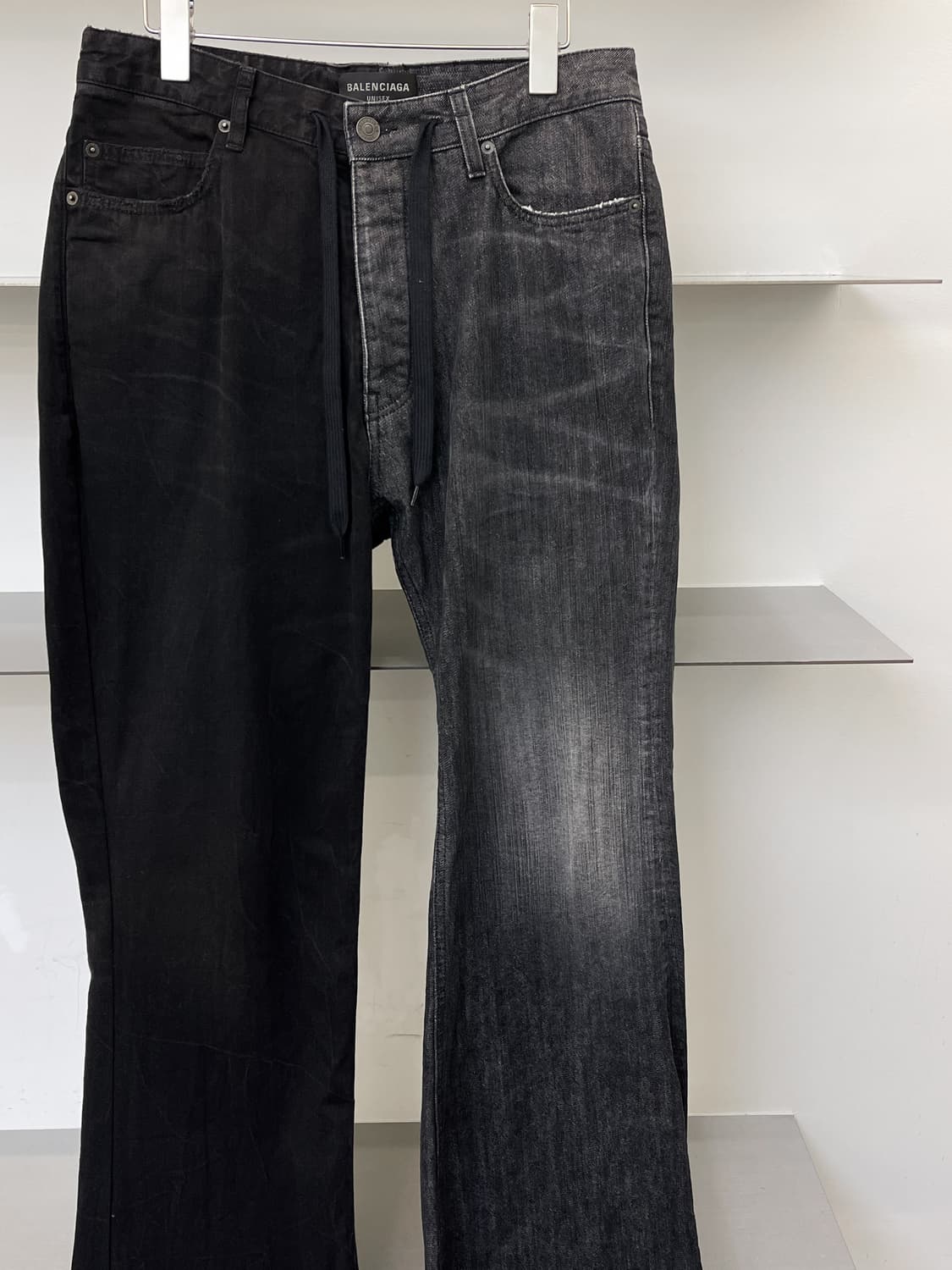 발렌시아가 2024 피프티-피프티 진스 상품이미지3