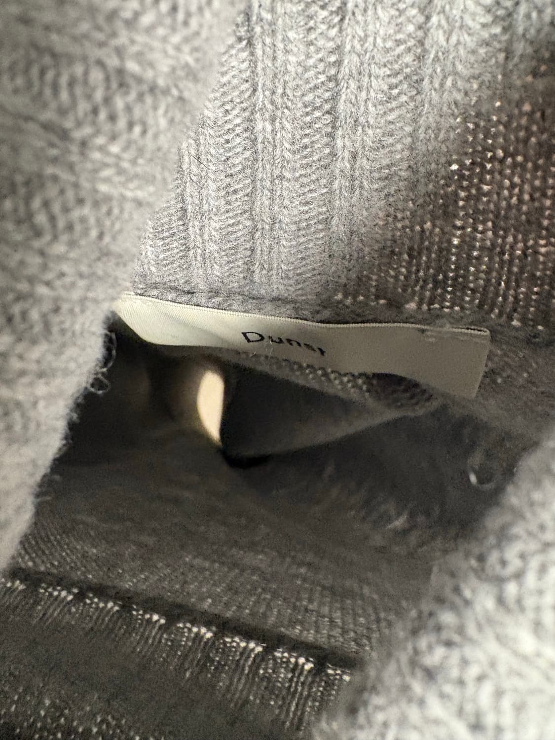 던스트 터틀넥 니트 L 상품이미지5