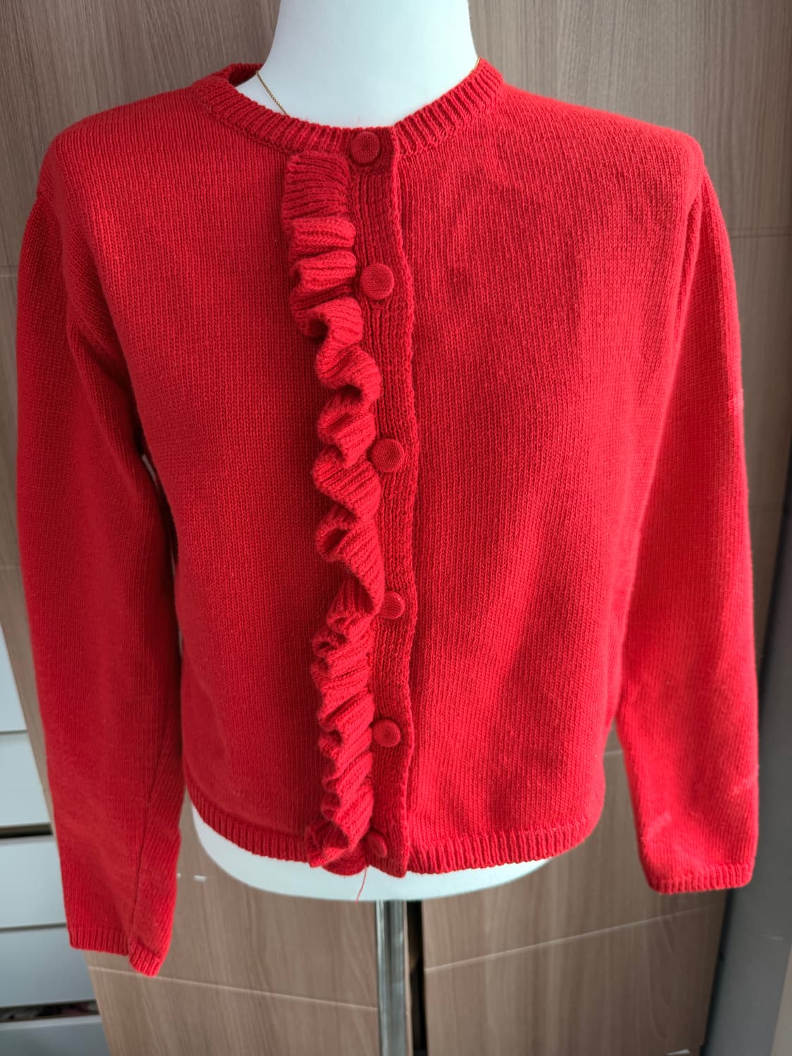 론론 하트 포인트 러플 니트 가디건 레드 상품이미지4