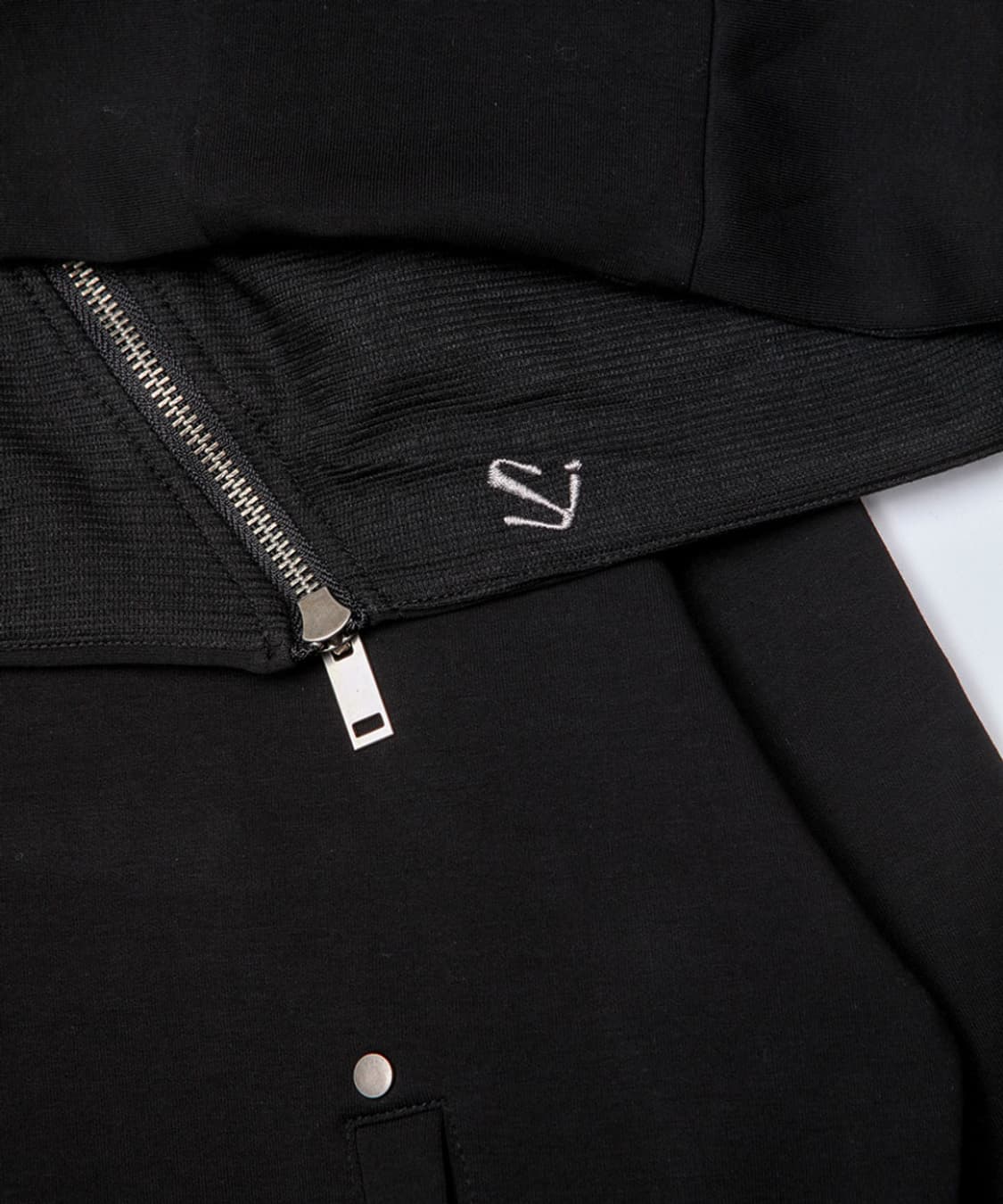 스키즘 인듀싱 CONVERTIBLE ZIP HOODIE BLACK 상품이미지4