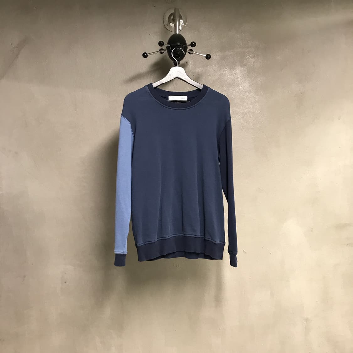 꼼데가르송 긴팔티 M 상품이미지1