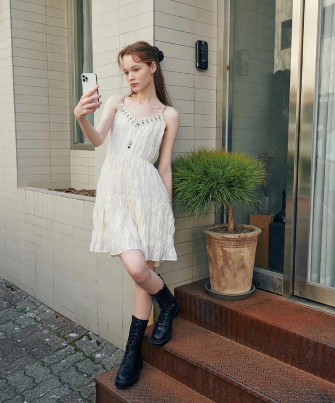 오앨 원피스 LACE SLIP MINI DRESS_IVORY 카리나 상품이미지1