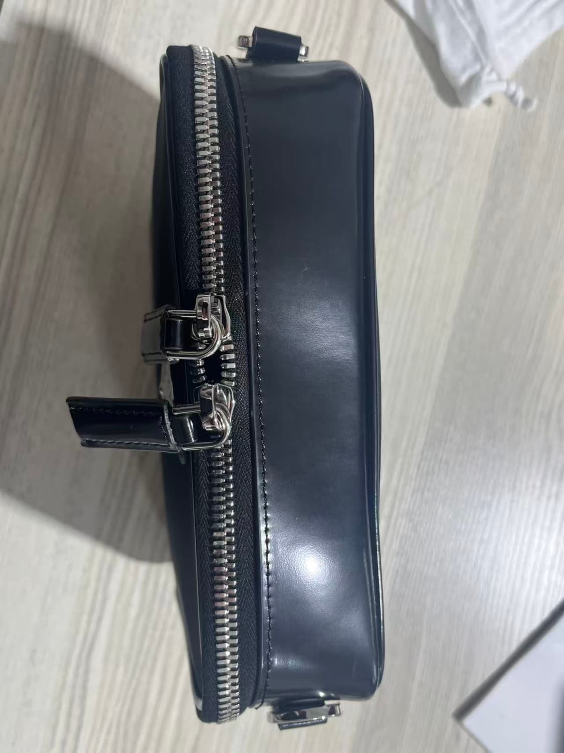 프라다 리나일론 앤 사피아노 레더 숄더백 블랙 상품이미지5