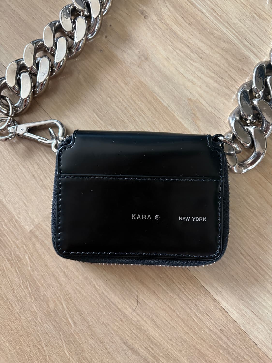 카라 체인백  상품이미지2