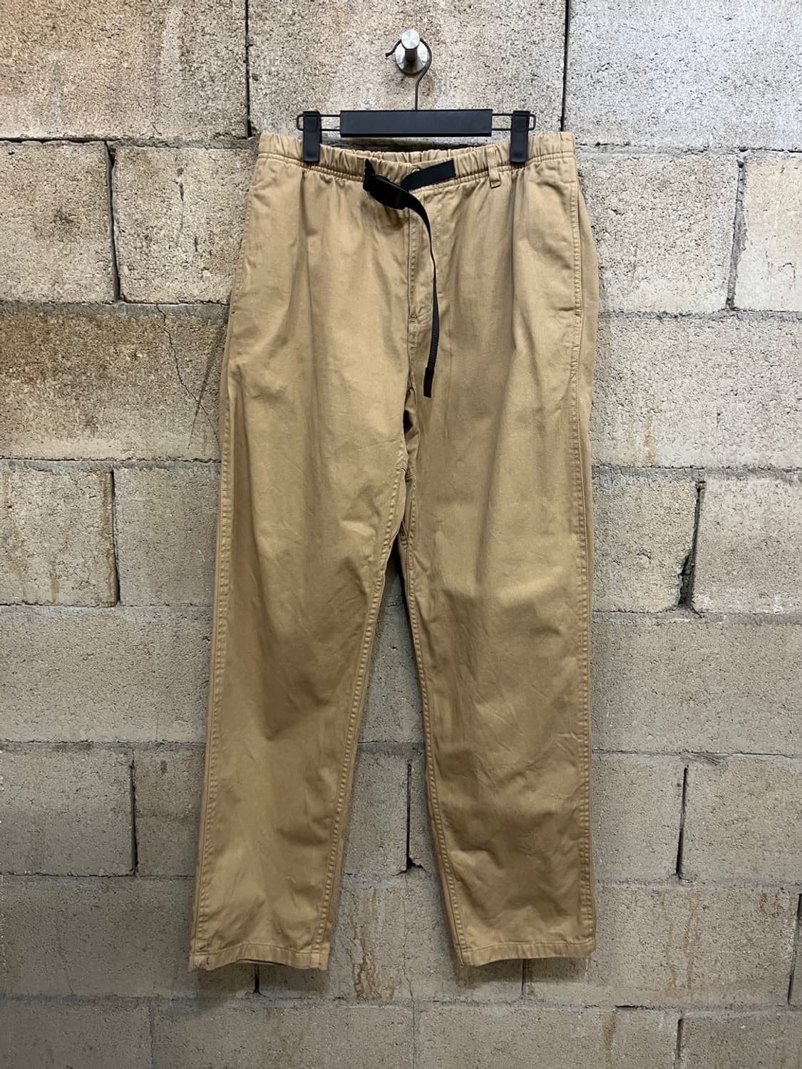 그라미치 베이지 팬츠 상품이미지1