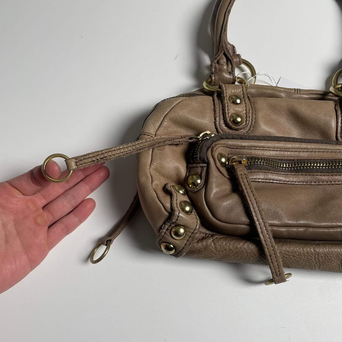 Linea pelle 리벳 포인트 미니백 상품이미지3