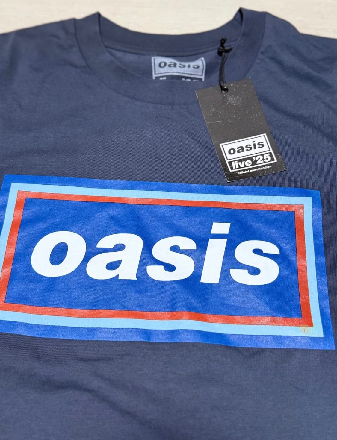 오아시스 라이브25 공식 96' 레트로 로고 티셔츠 다크네이비 상품이미지2