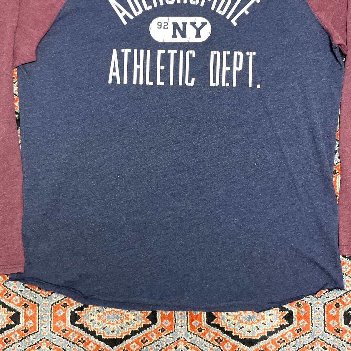 아베크롬비 스펠로고 네이비 나그랑티셔츠 남성XL 상품이미지3