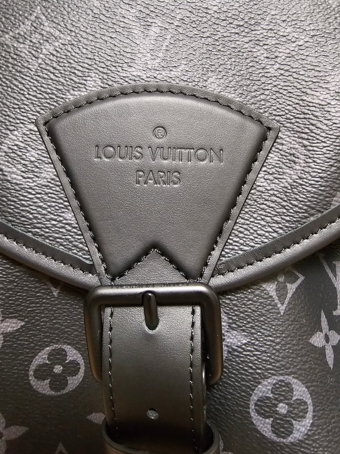 루이비통 퍼렐 이클립스 몽수리 백팩 신형 25년1월 상품이미지10