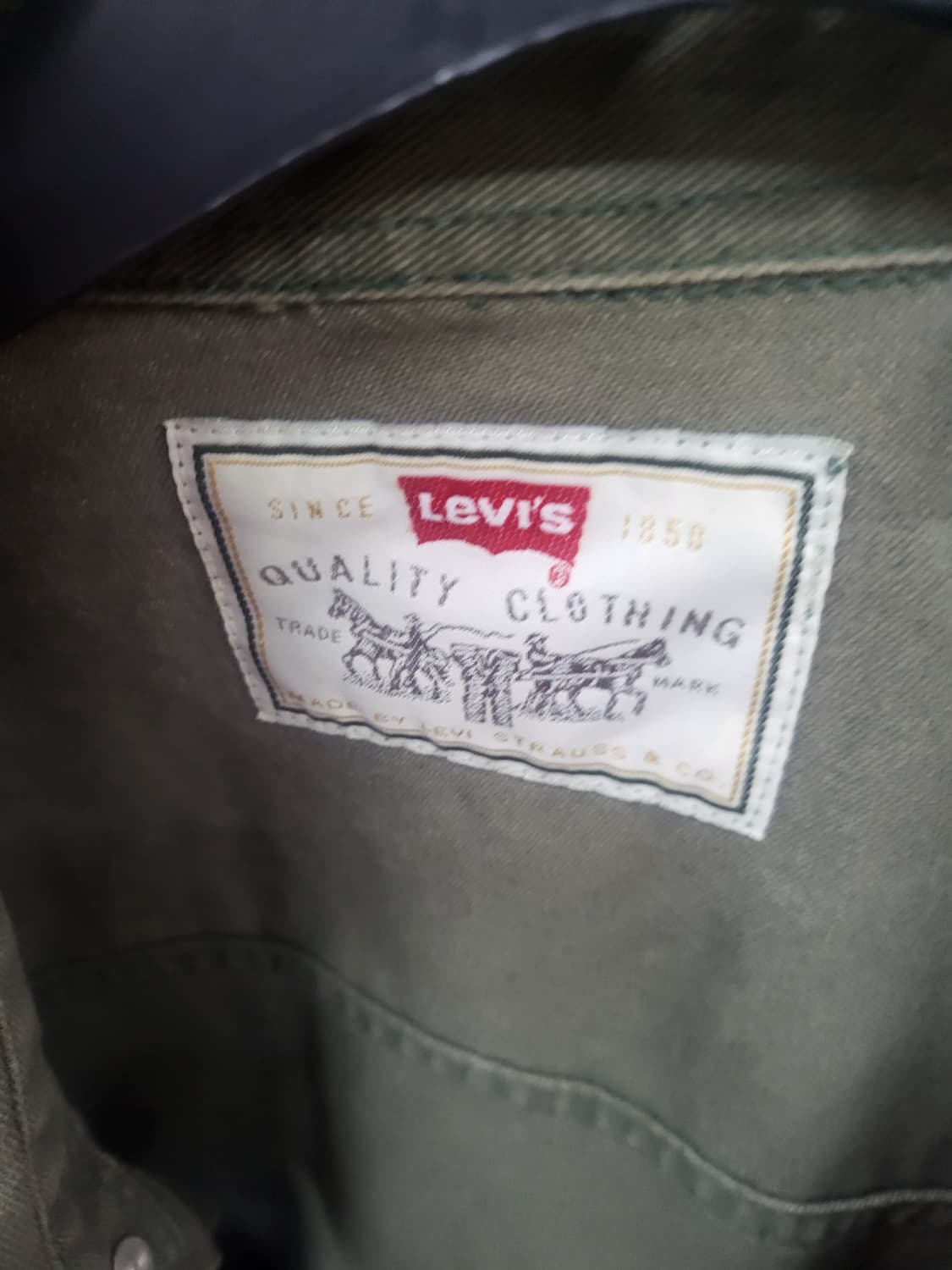 리바이스 카키색 남방 셔츠 상품이미지3