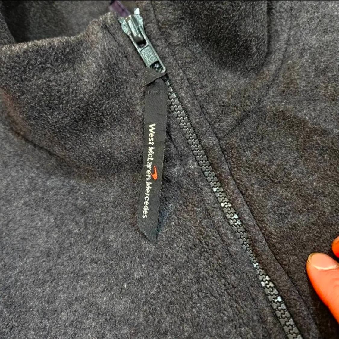 맥라렌 메르세데스 포뮬러 F1 빽로고 플리스 자켓  상품이미지6