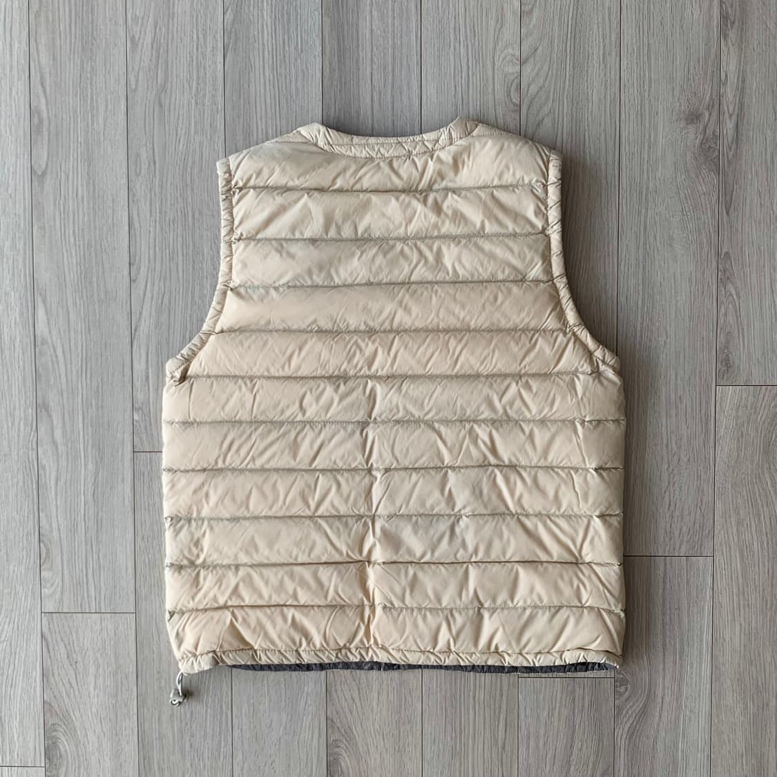 단톤 여성 라이트 옐로우 경량 다운 베스트 34 상품이미지5