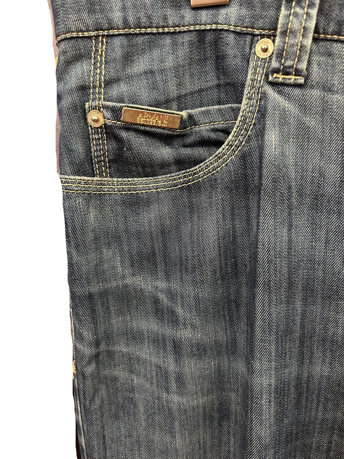 Armani Collezioni 디스트레스드 테이퍼드 데님팬츠 상품이미지3